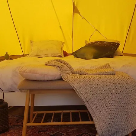 Luxusní stan Boheme Glamping Experience