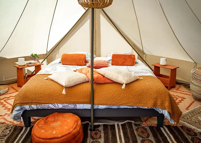Luxusní stan Boheme Glamping Experience *